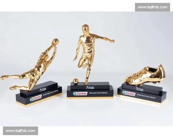 不仅仅是扑救，更是球队的守护神！金手套奖奖杯归属猜想！